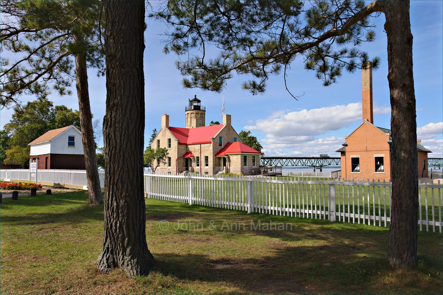 ID_1038B2_05X   Mackinac Point Lighthouse