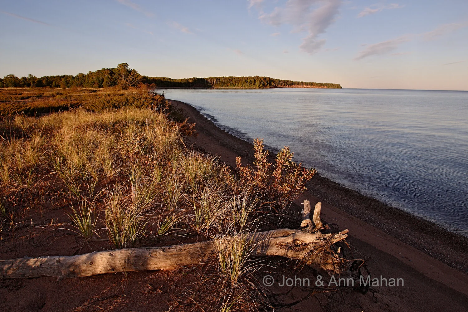 ID_7002B1_04 Outer Island Shore
