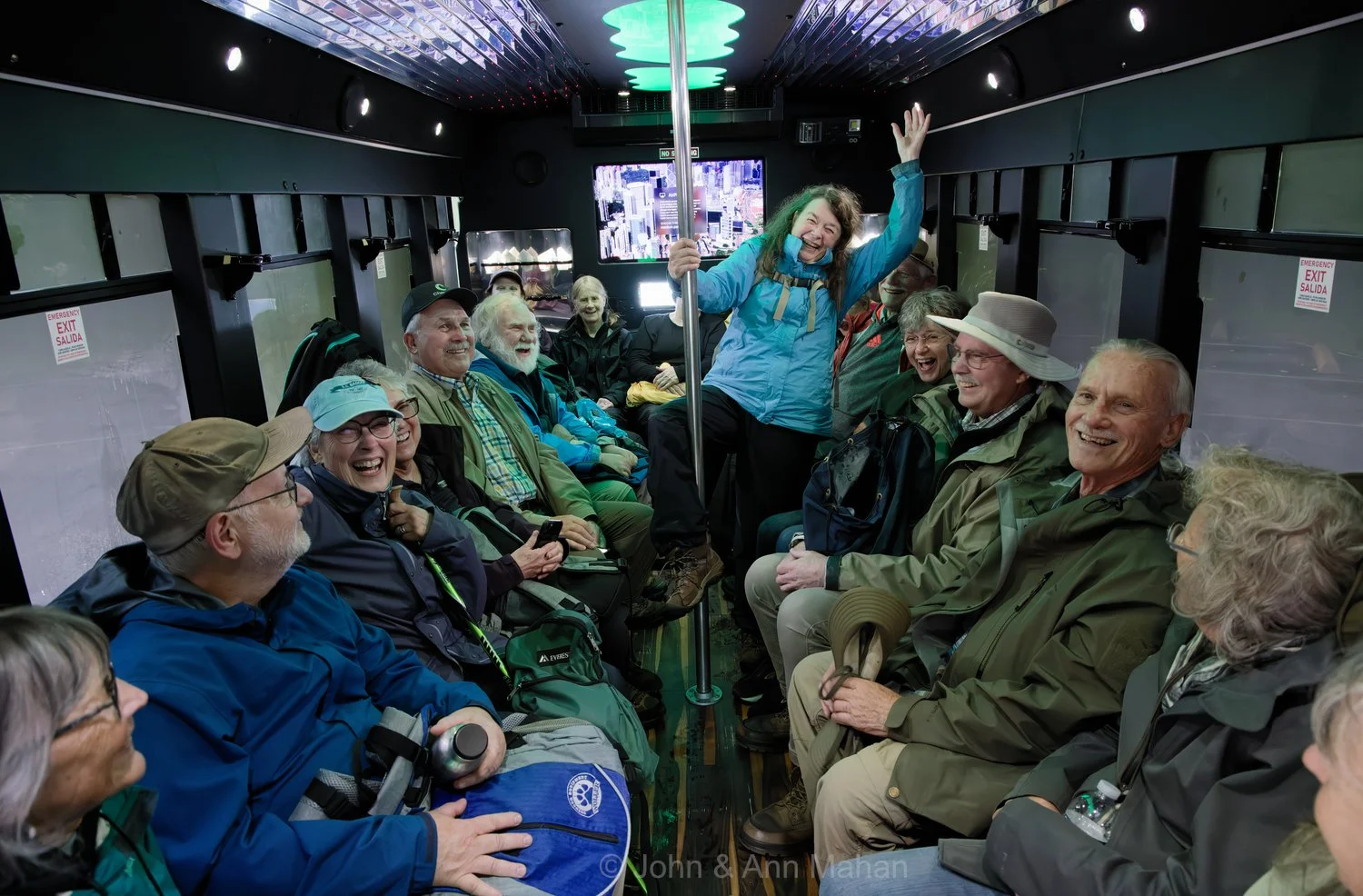 "Pole Dance" on the Kro-Bus