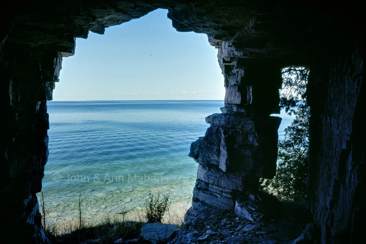 ID_2-4002B  Ancient Sea Cave Opening at Burnt Bluff -- a pictograph site