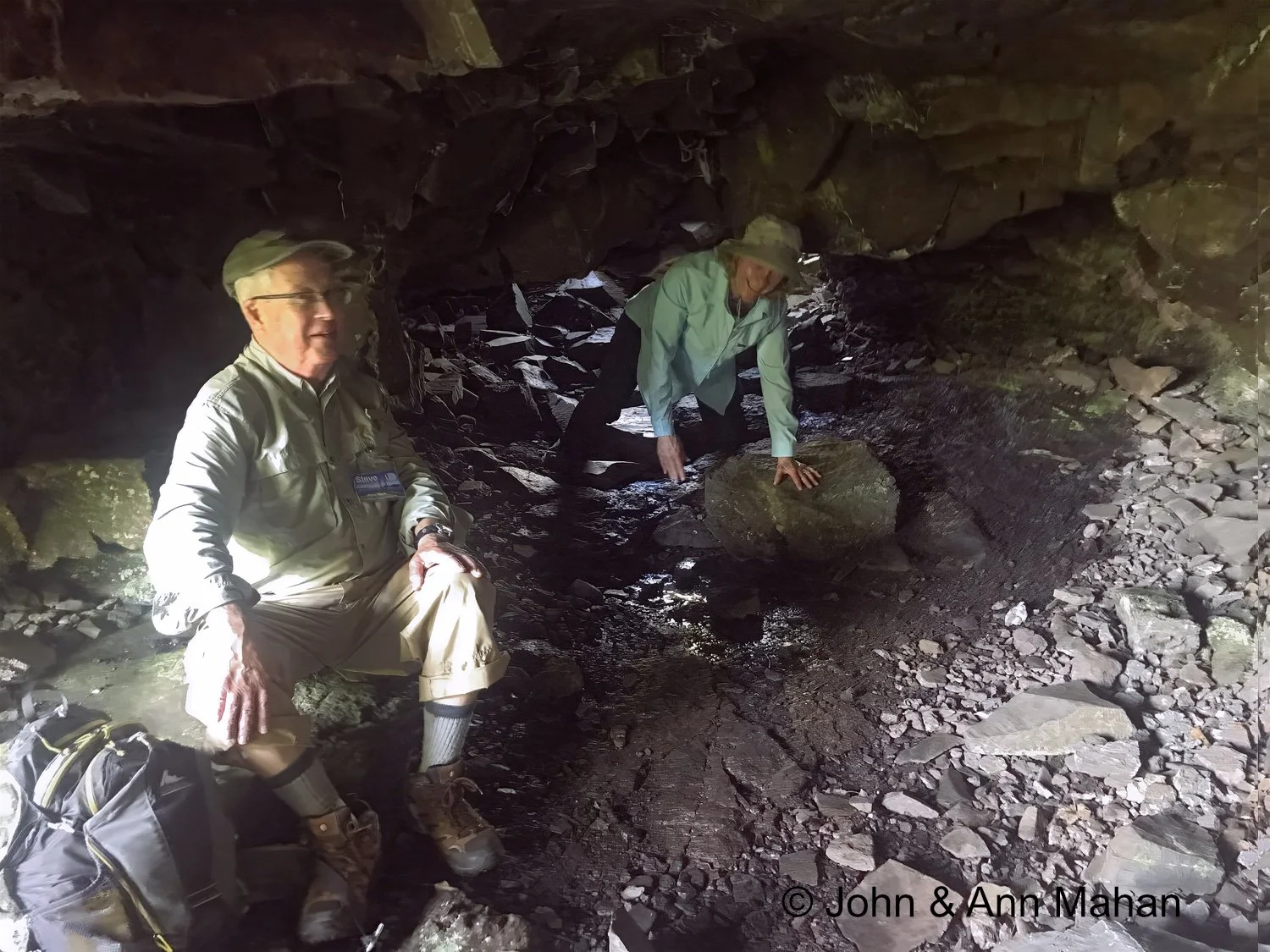 Suzy's Cave -- exploring back entrance