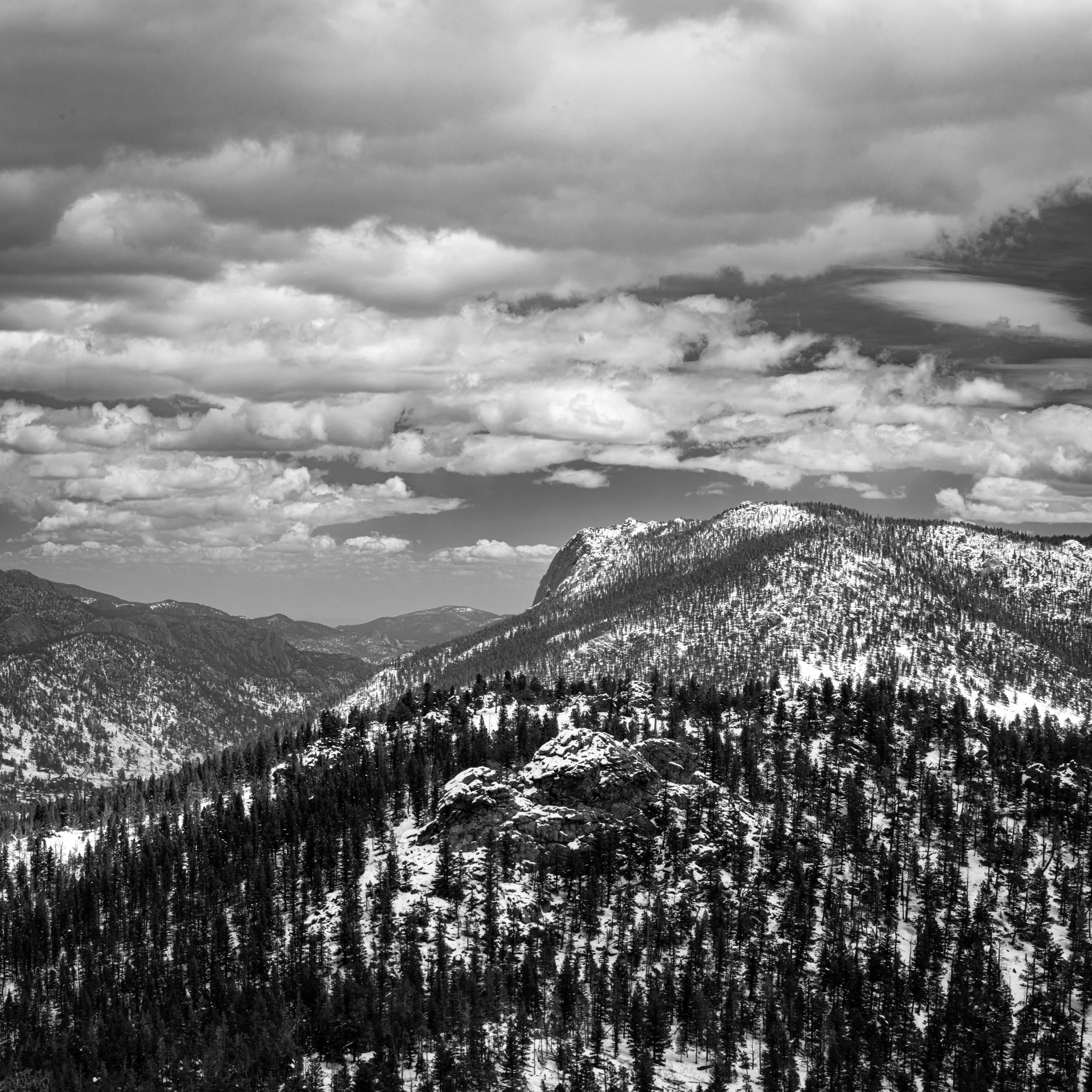 RMNP Pano (Square)(B&W).jpeg