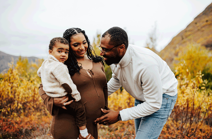 Cozy fall maternity session at Arctic Valley, Alaska surrounded by golden leaves, crisp air, and mountain views. This season of waiting is full of beauty, and fall is the perfect backdrop to celebrate motherhood.