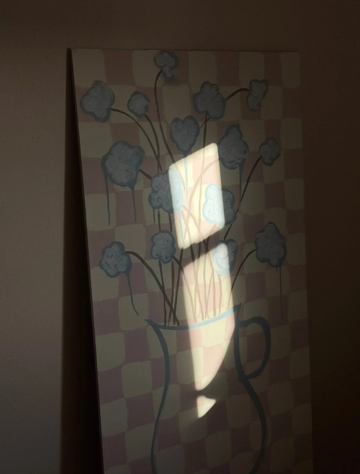 Trying to pick up the paint brush more 🎨. We put this piece in our guest bedroom that we recently redesigned. I don&rsquo;t always love putting my own art up but I&rsquo;m growing found of this one. I only use sample pots of house paint we have left