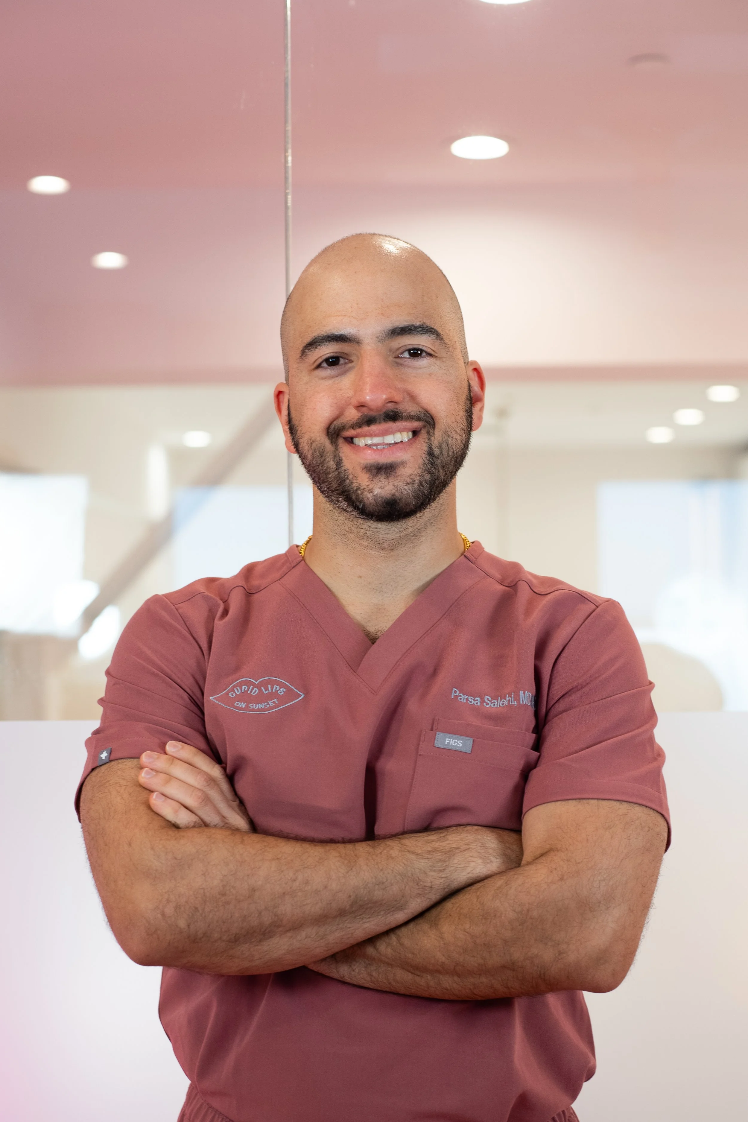 Dr. Parsa Headshot 2025.jpg