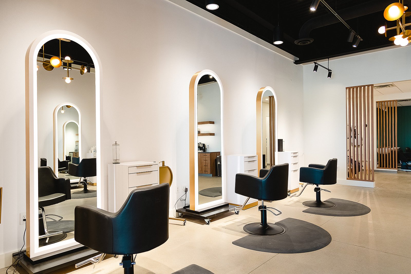 LB Extensions || Indianapolis's Luxury Extension and Color Salon