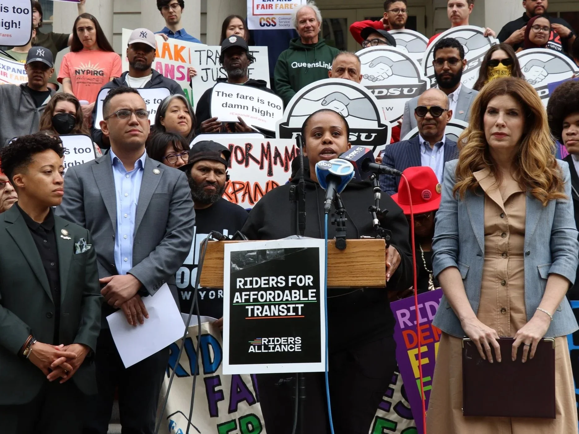 City Council takes steps to improve cumbersome Fair Fares enrollment process
