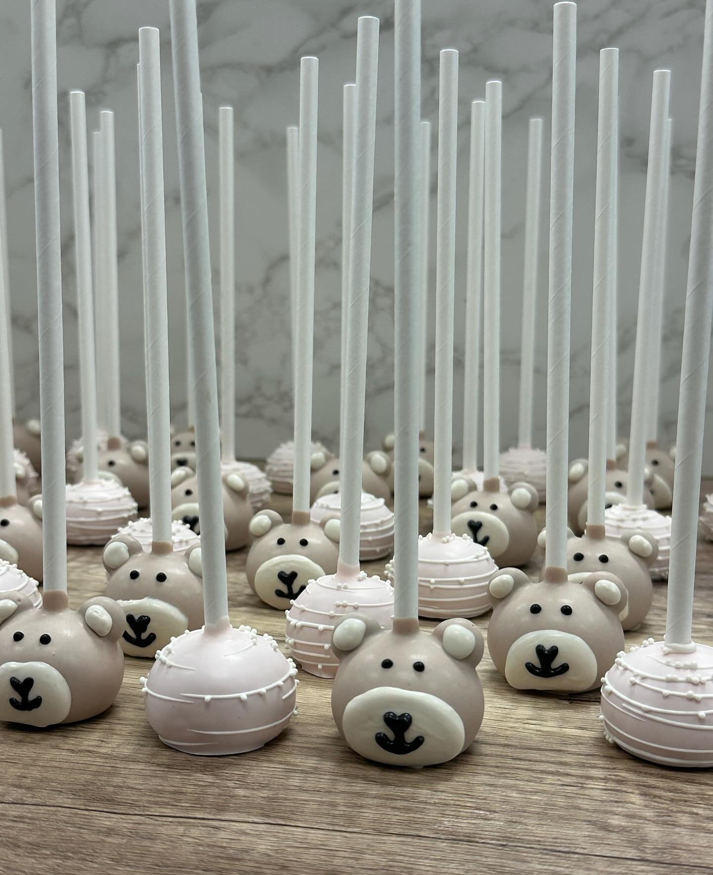 We left these bear pops alone for one minute and they started partying 🐻 we&rsquo;ve got lots of availability for cake pop orders this week! Give us a call to place an order with us!