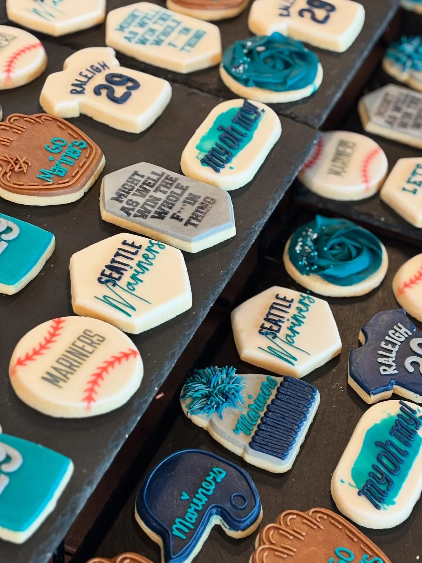 Let&rsquo;s go game 7!!! 🔱

Our INCREDIBLE team made 3,595 @mariners themed treats between @tmobilepark and what we sold in store just LAST week alone! Couldn&rsquo;t be more proud of them 💪🏻 One more game boys!!!

*Closed today but hope to see yo