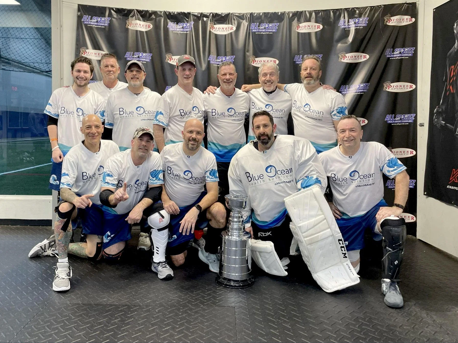 BlueOceanHockeycrop.jpg