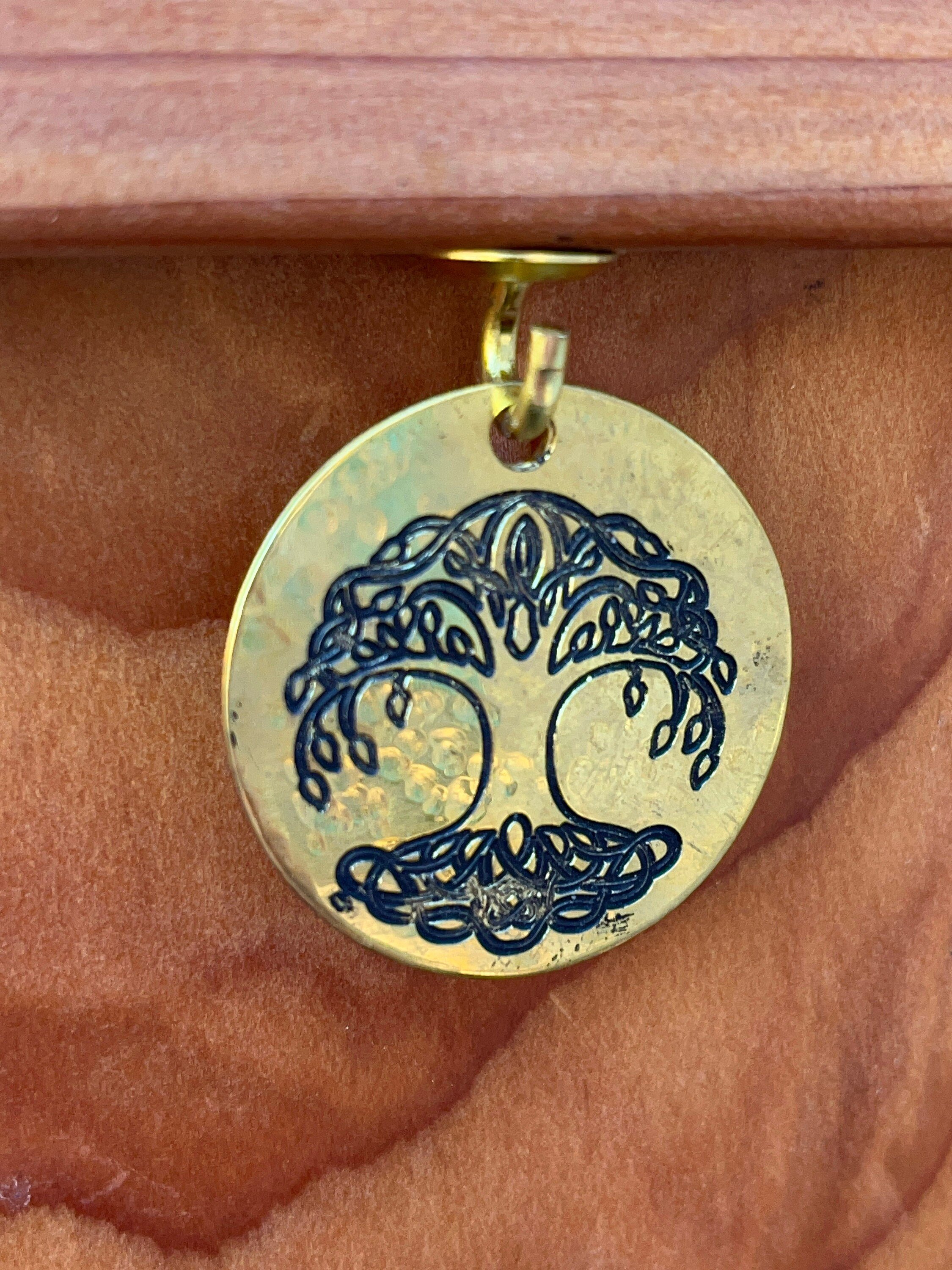 https://i.etsystatic.com/33913942/r/il/4e802b/5588758671/il_fullxfull.5588758671_3ovi.jpg