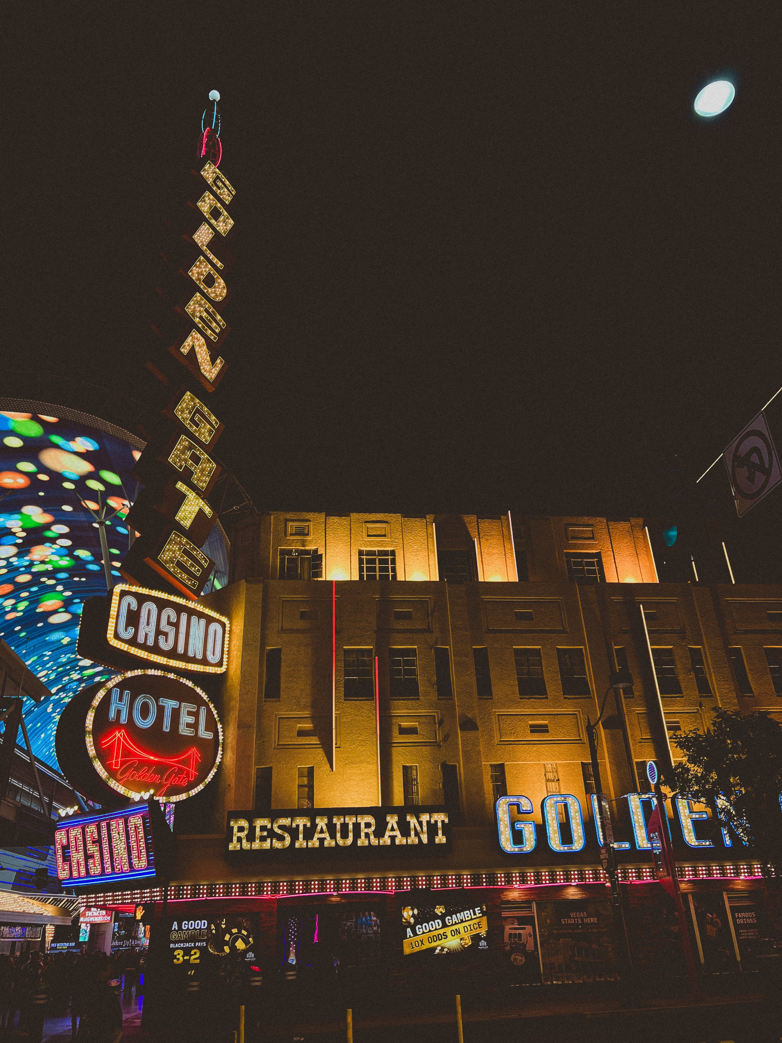 VEGASGIVING-35.jpg