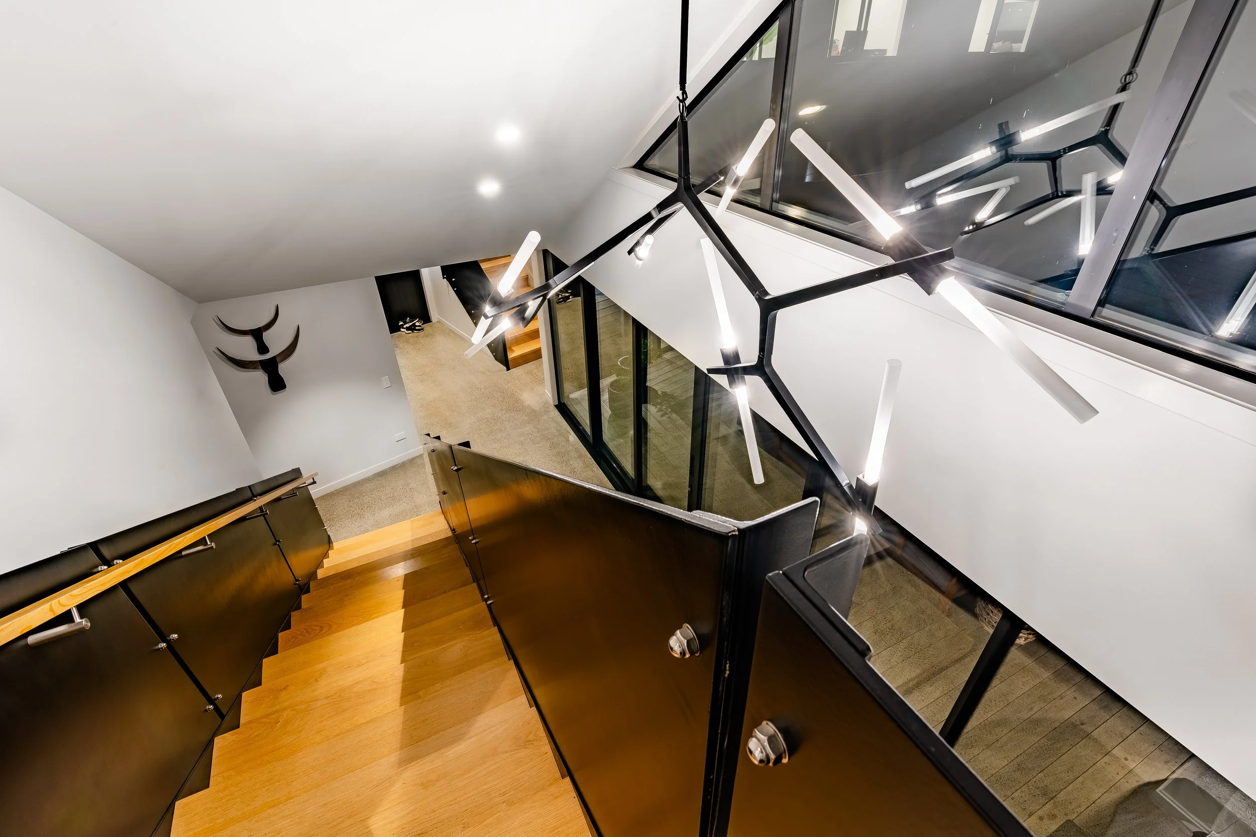 VV - 11 Laguna  Pl, Matakatia 17.jpeg