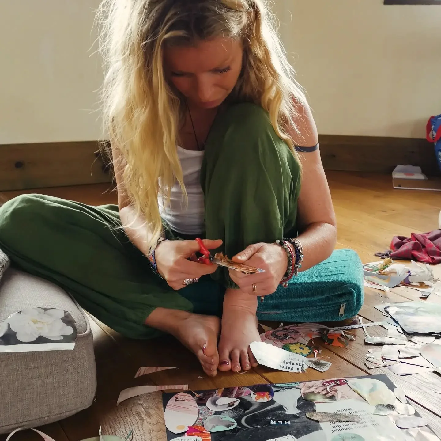 I always get so involved in holding space on my workshops that I forget to take pictures, but thankfully I managed to remember to take a few snaps while everyone was in flow creating their vision boards.

We enjoyed delicious cacao, went on a guided 