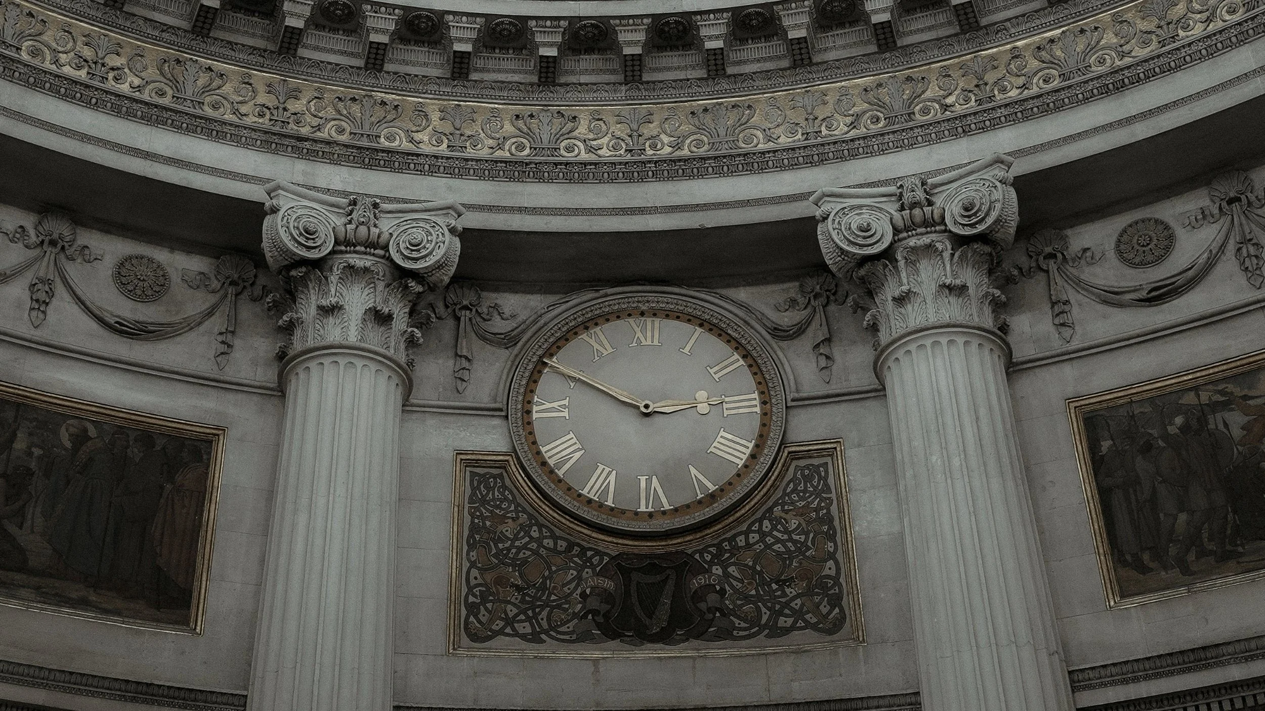 Clock, columns and frescoes in the Rotunda of Dublin City Hall, wedding ceremony venue