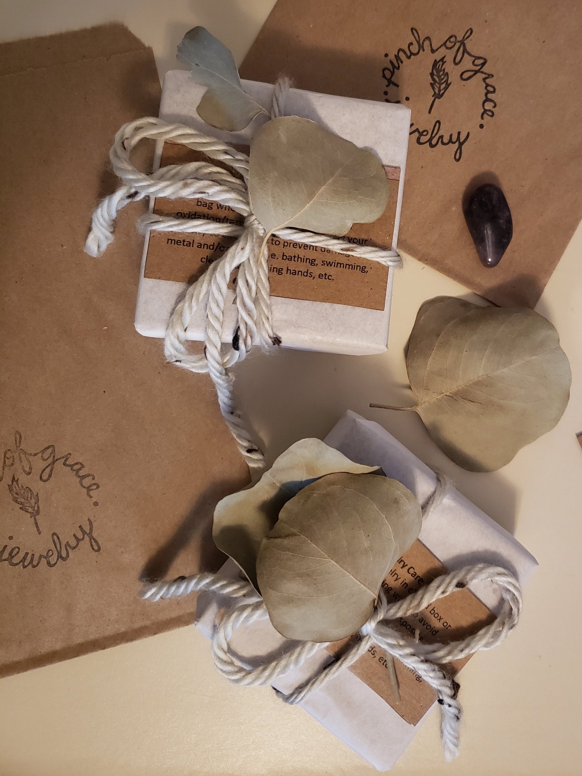 jewelry box with free gift wrap