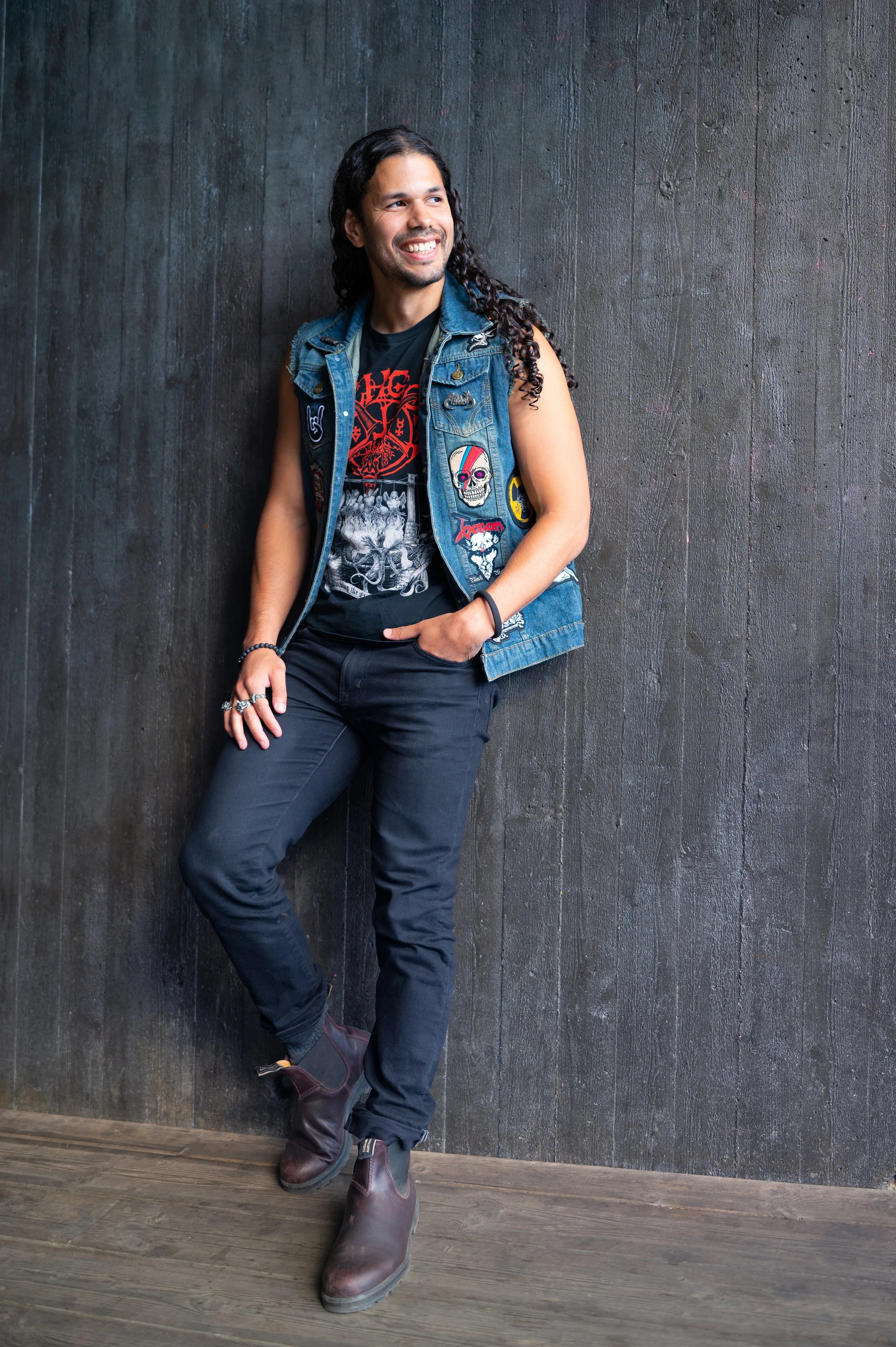 rock guy on dating apps