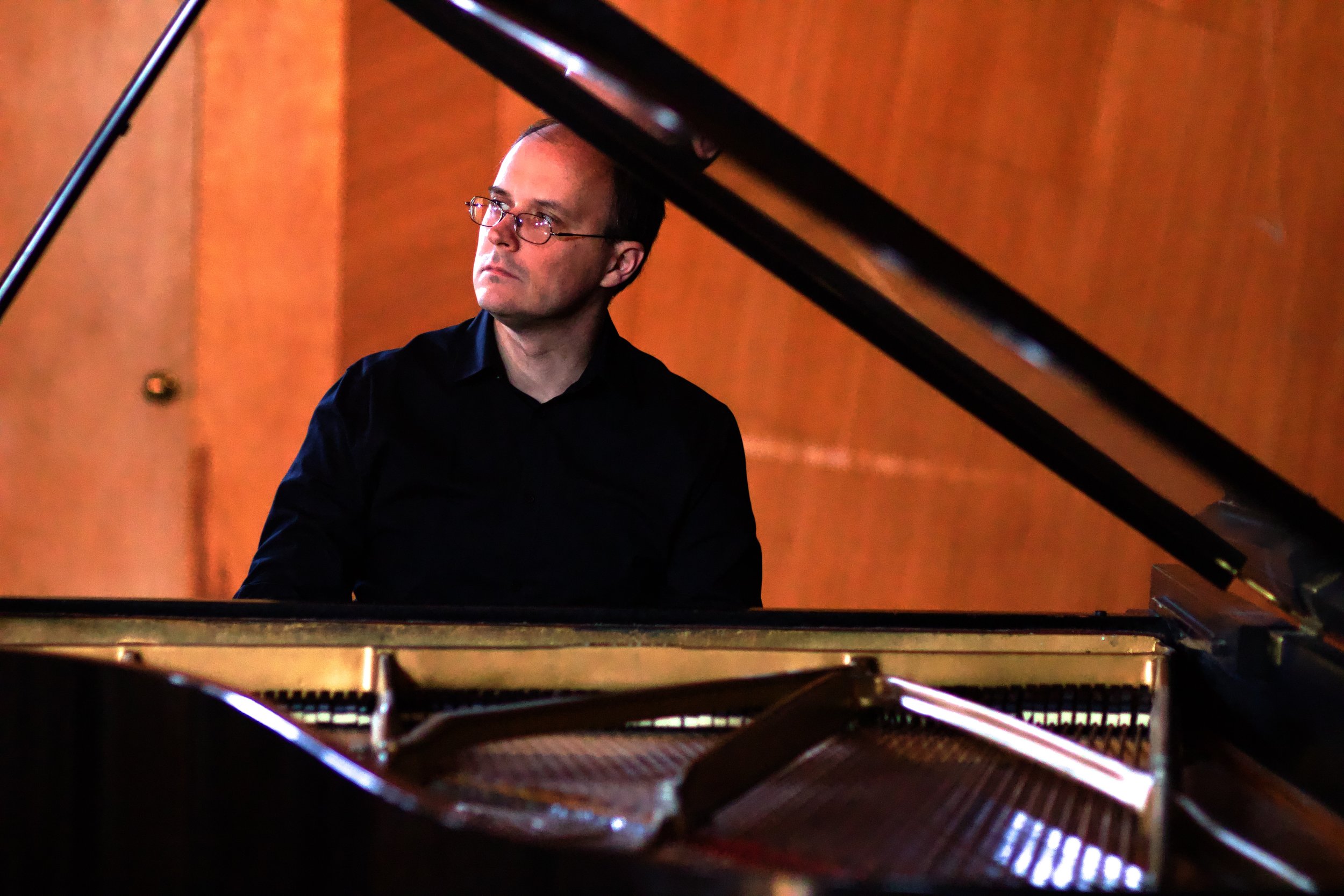 A Spring Evening Filled with the Musical Works of Grigory Smirnov