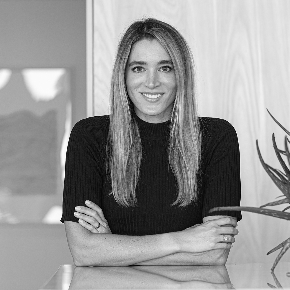 CristinaNunez-Mobile-1000px.png