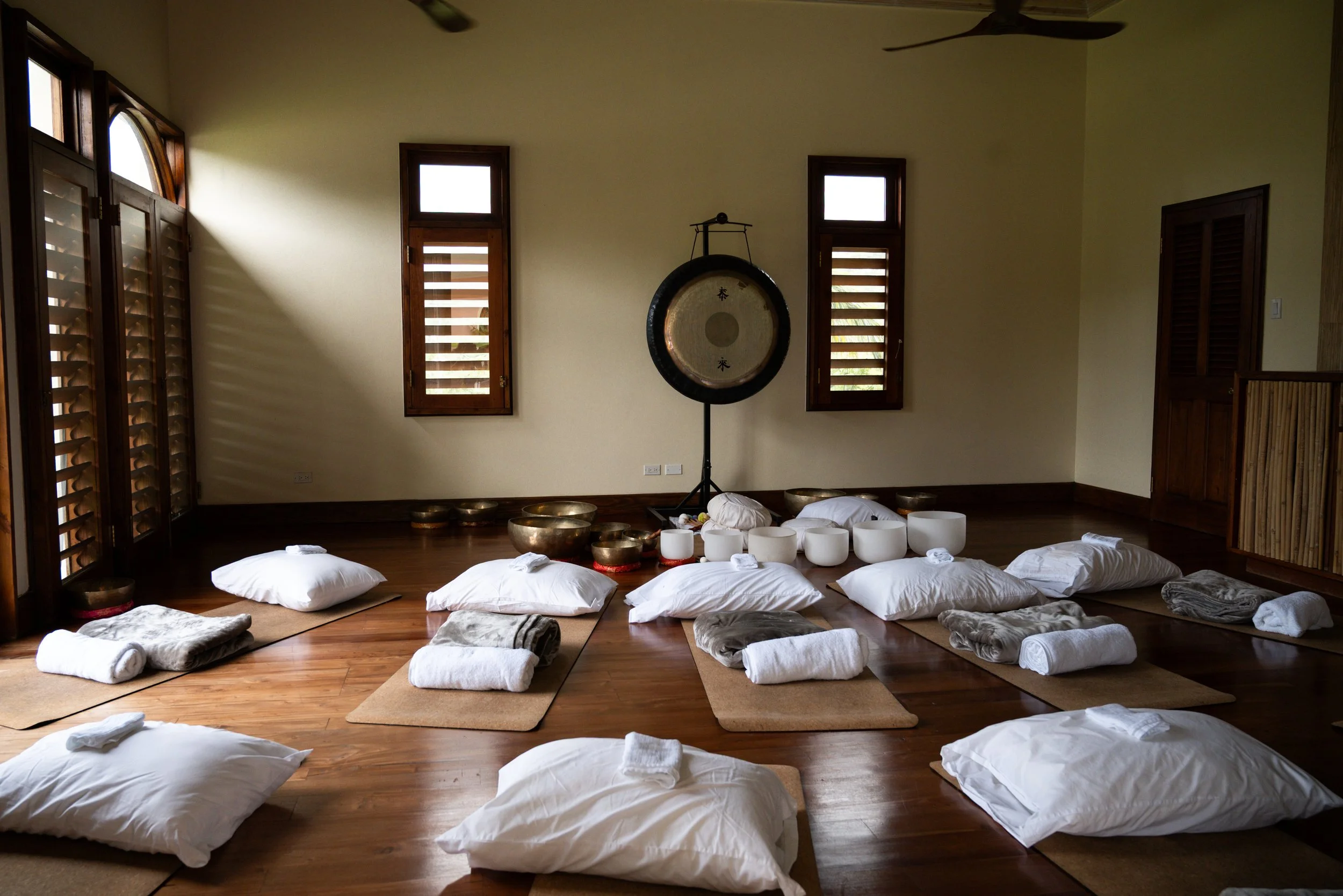 day1_livityspa_soundhealing-1.jpg