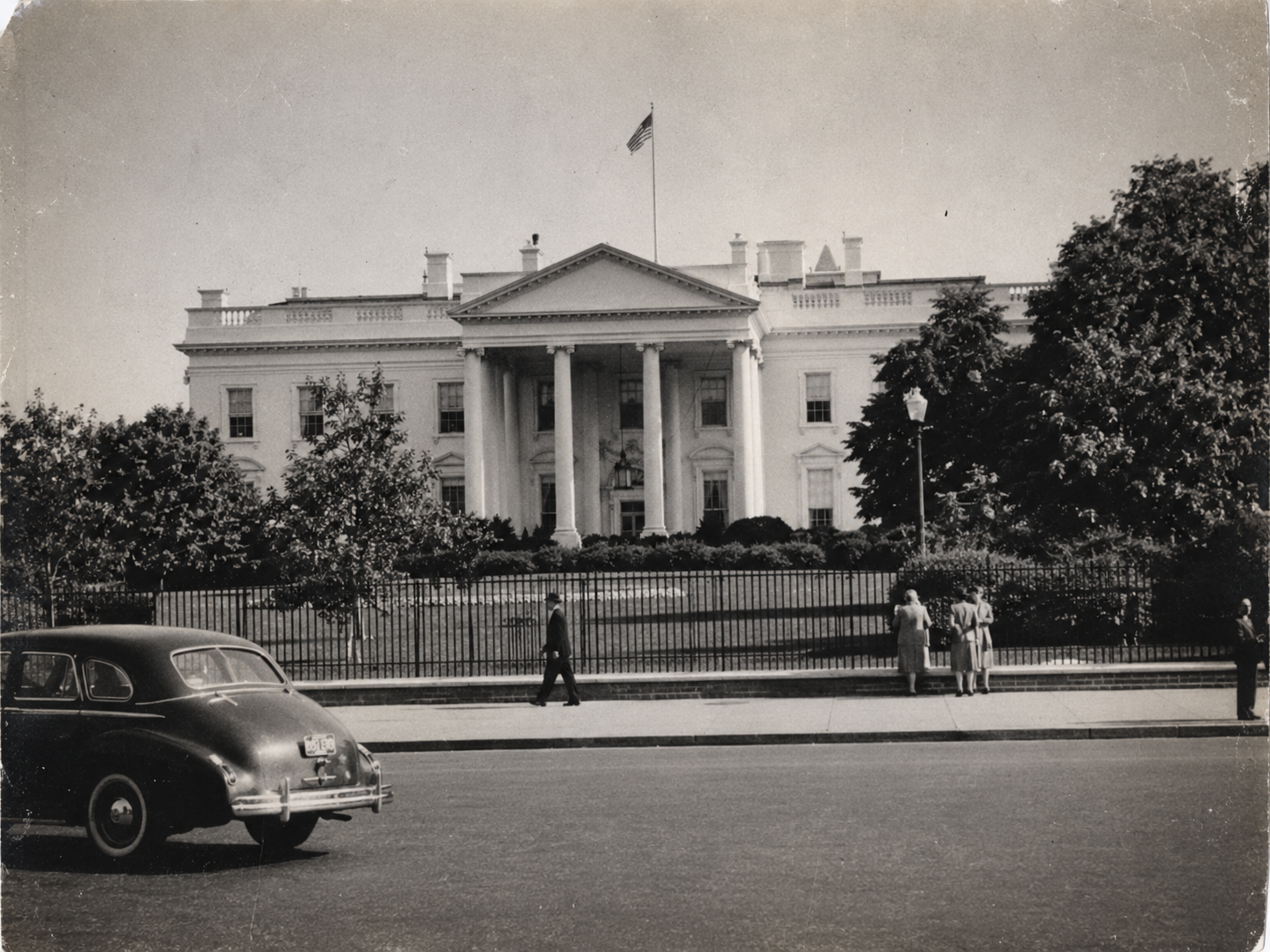 The Architecture of Secrecy: MJ-12, Recovered Craft and the Origins of a UFO Legacy Program