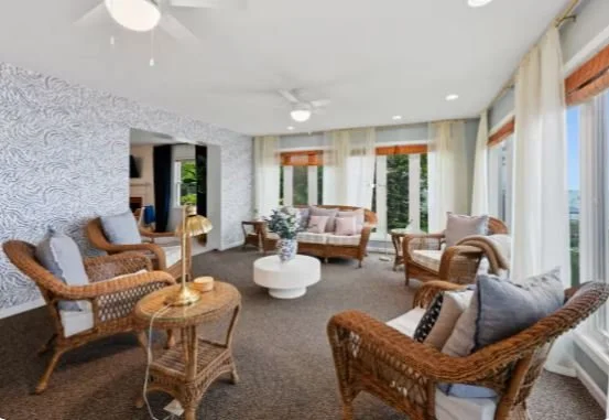 winter 27 living room 2.JPG