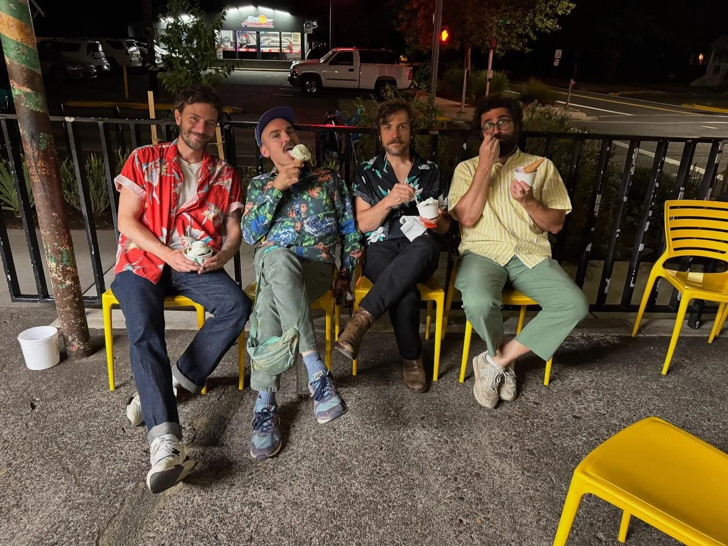🌊 Pacific Northwest / Canada shows start tonight with @pearlandtheoystersband 

We have 3 shows left on our west coast tour, opening for one of our favorite bands! 

7/17 Portland OR @mississippistudios 
7/18 Vancouver BC @the.pearl.vancouver 
7/19 