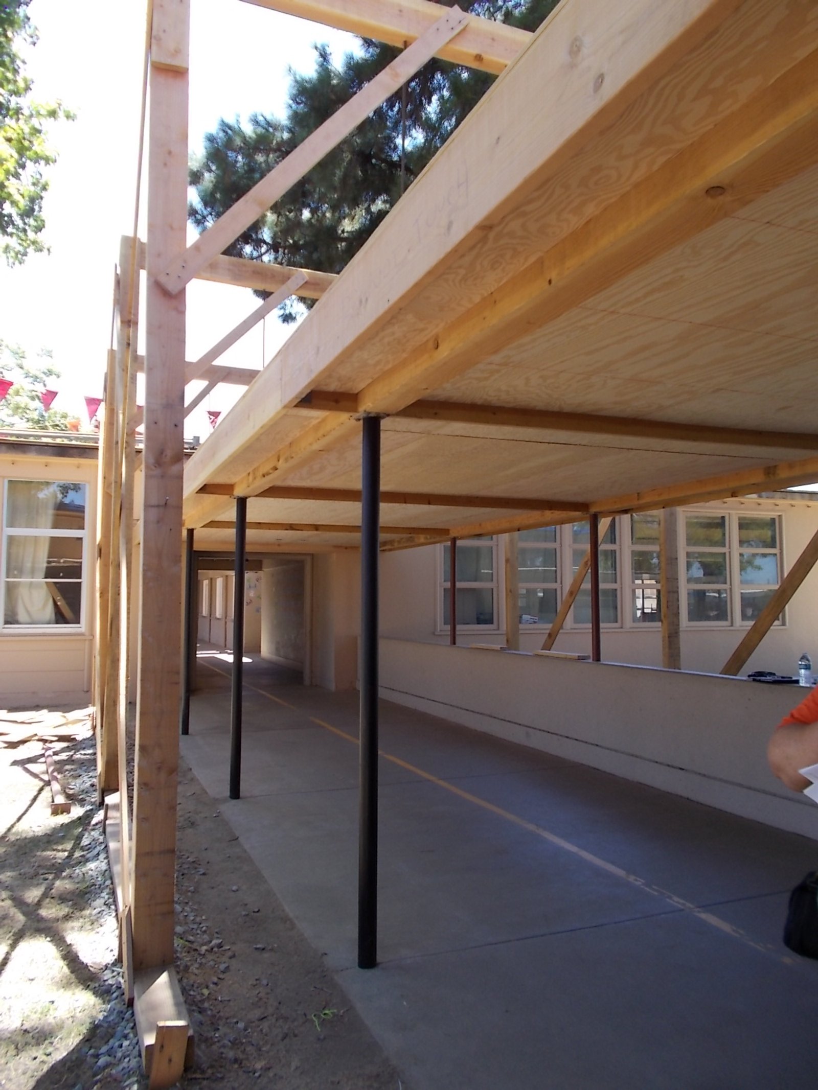 Joyce Elementary School Covered Walkway