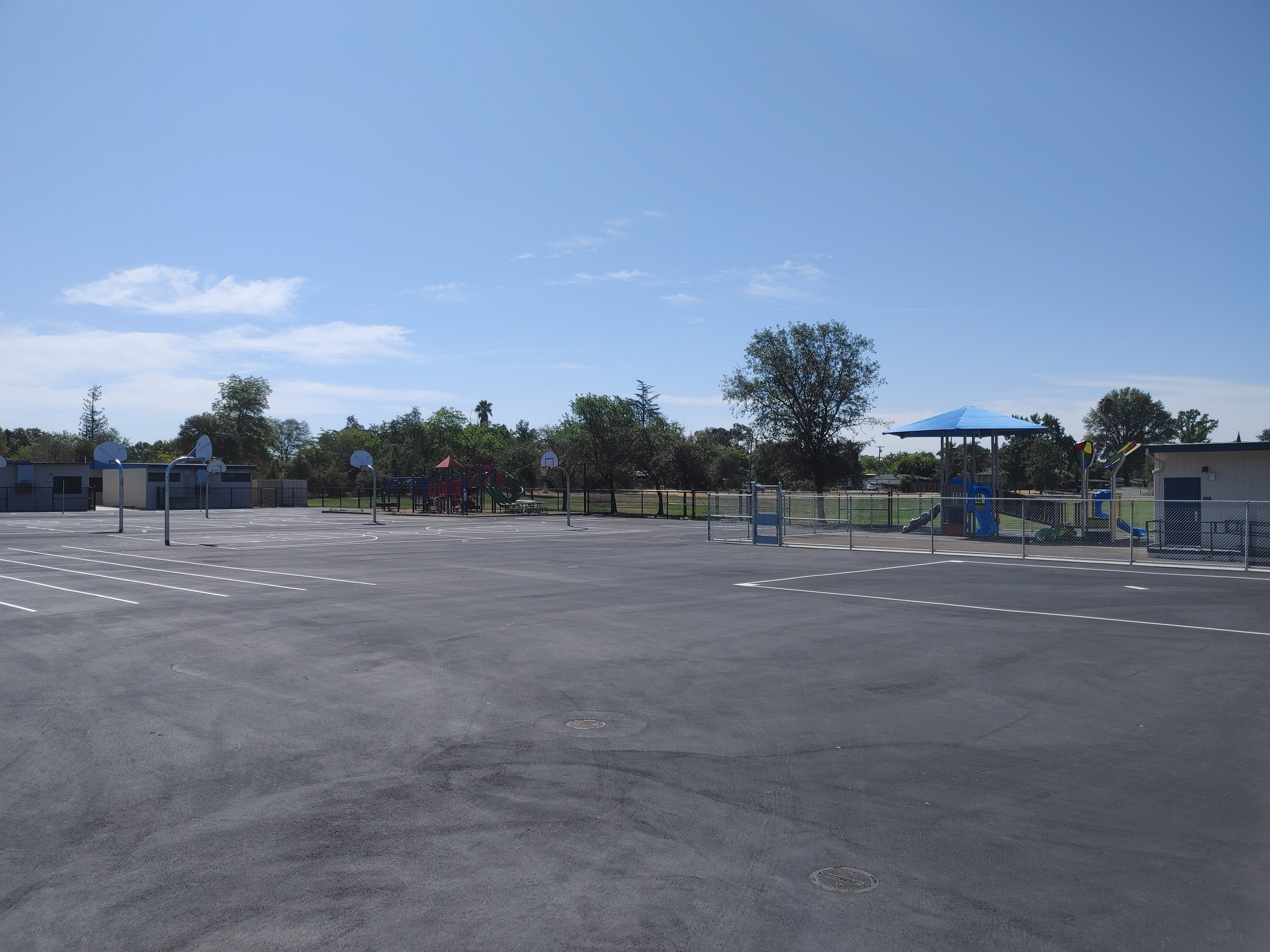 Oakdale Elementary School Hardcourts