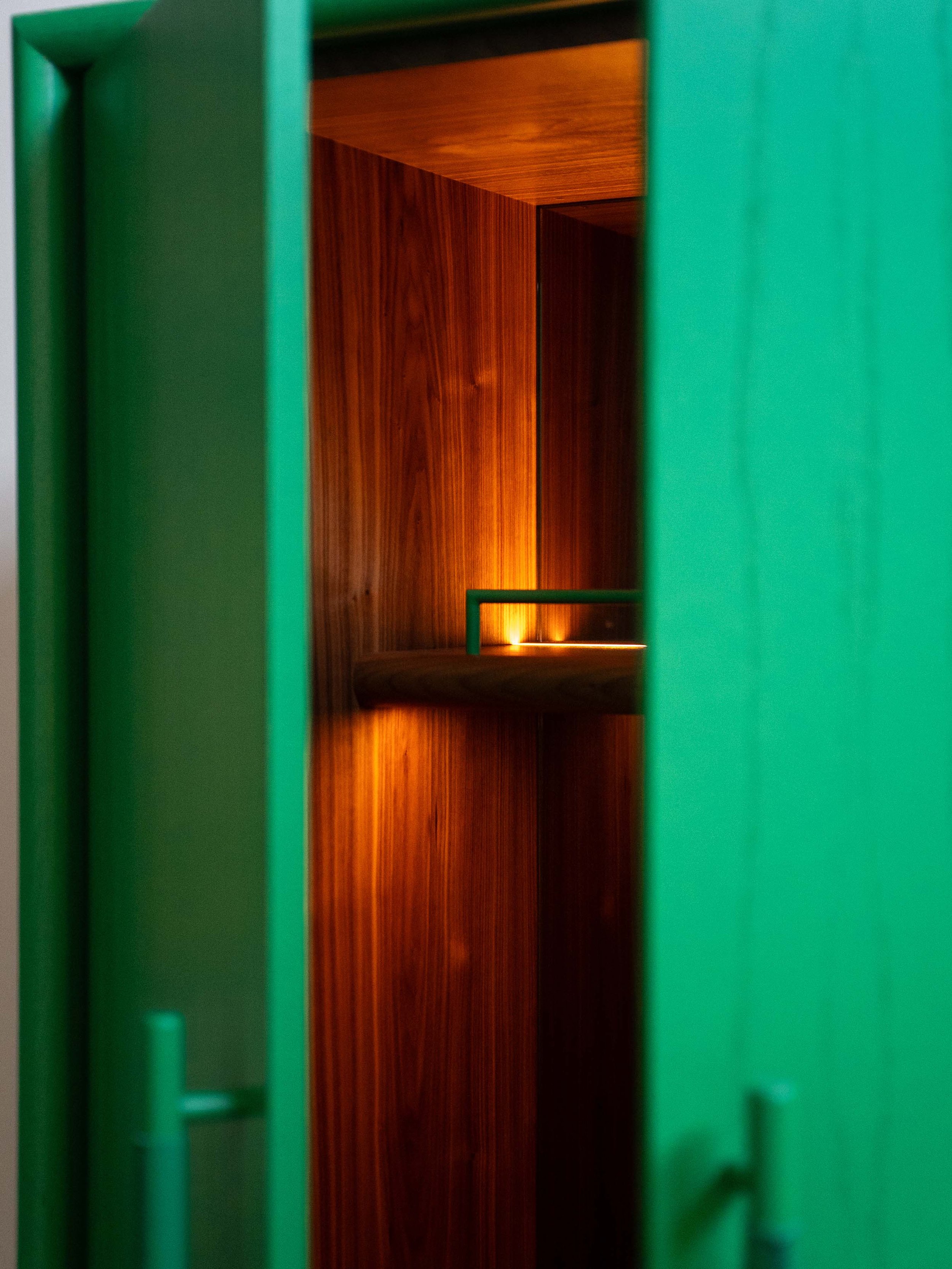 SAFDS_Green_Bar_Cabinet_7.jpg