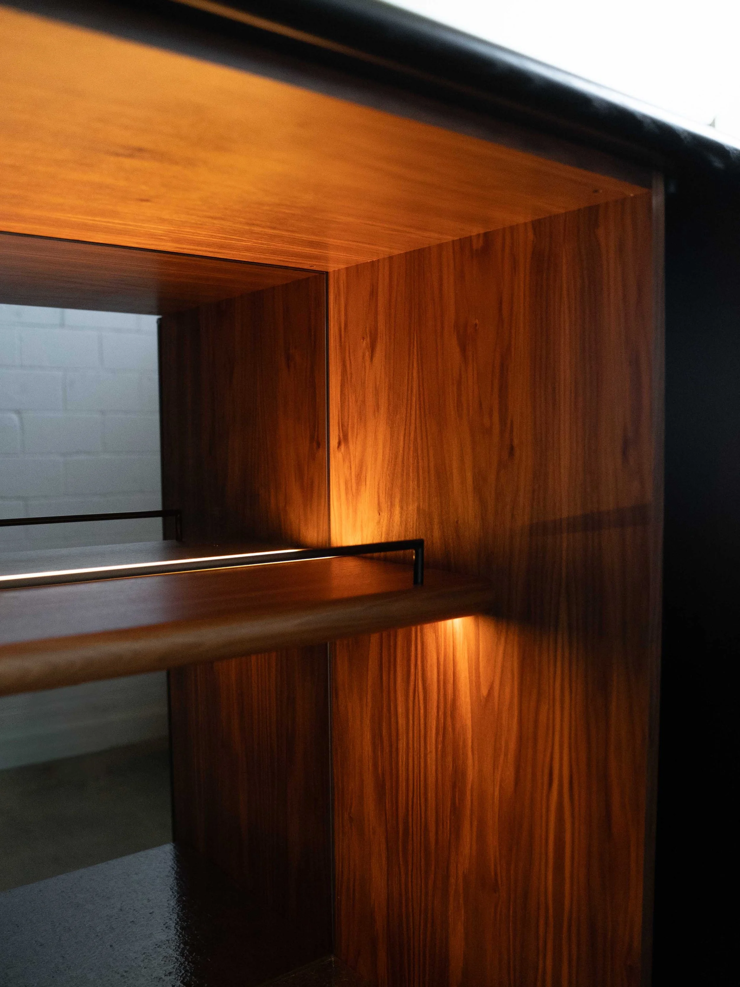 SAFDS_Black_Bar_Cabinet_6.jpg