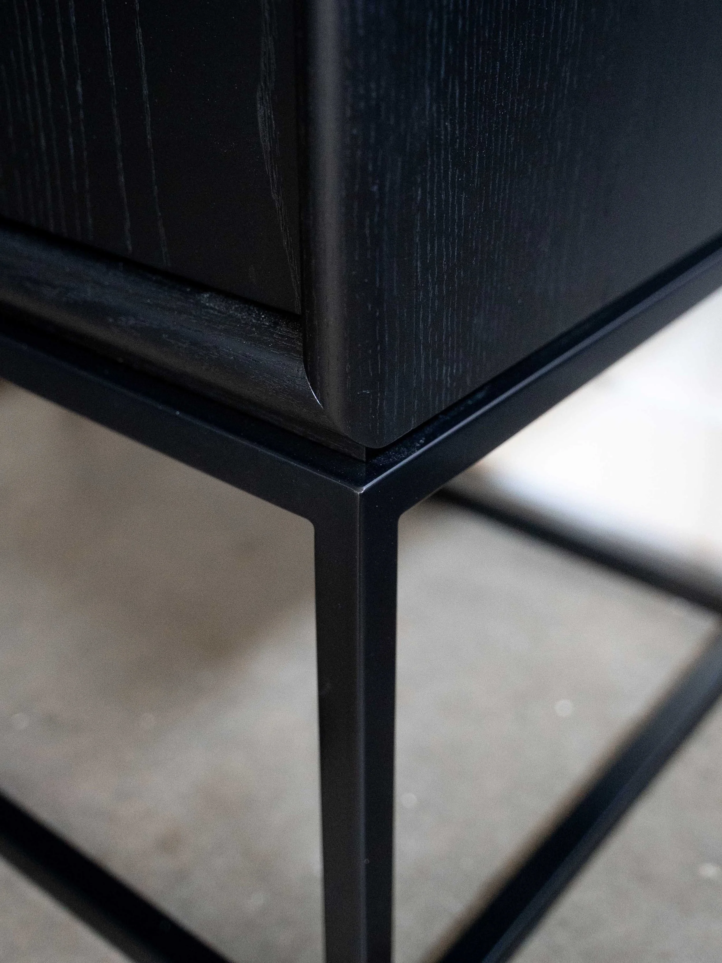 SAFDS_Black_Bar_Cabinet_4.jpg
