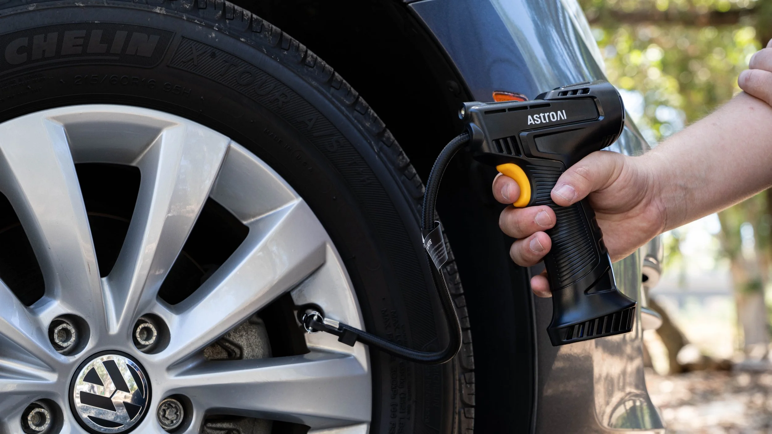 AstroAI C4 Portable Tire Inflator for EU Market