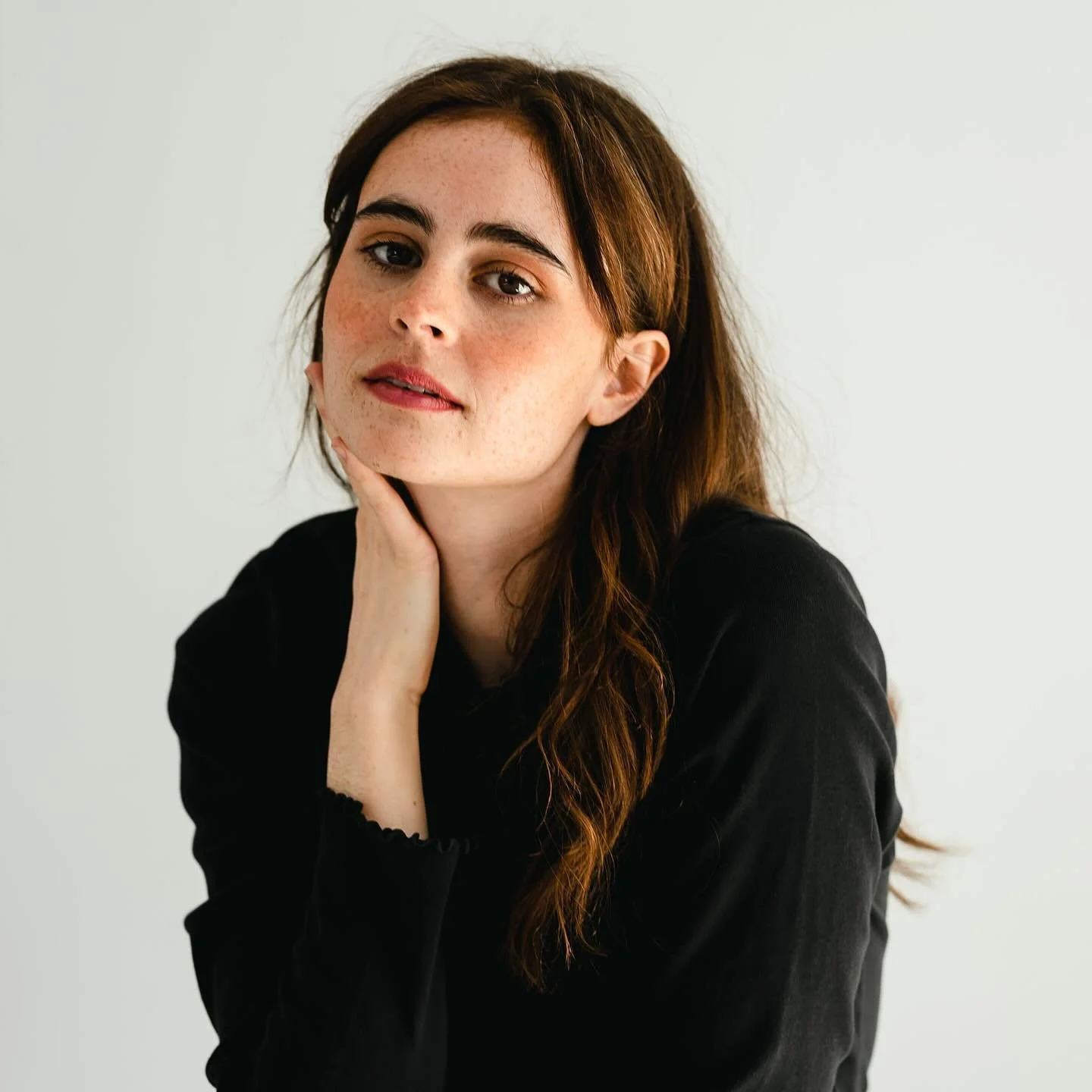 🦄 @inthemidstofmist 

#beauty #headshot #model #lifestylephotography #friday #actor #casting #audition