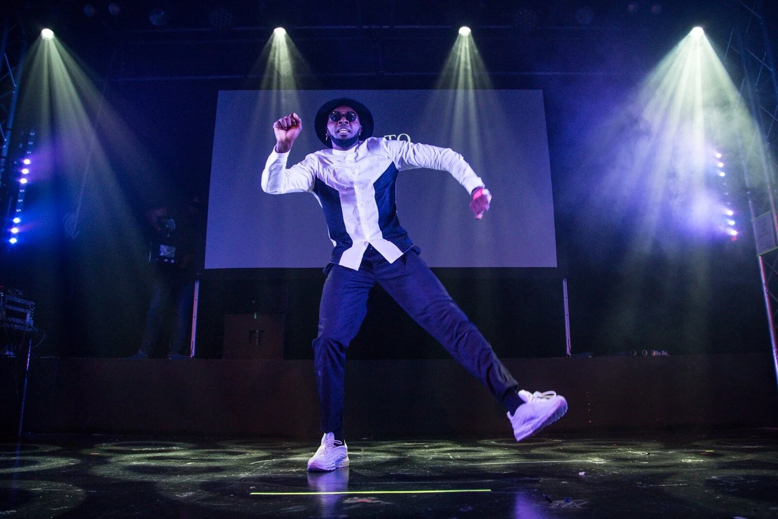 Deaf Rave: 15th Years Anniversary Showcase | Dancer/ Choreographer
(Photo credit by Mohammed Zahid)