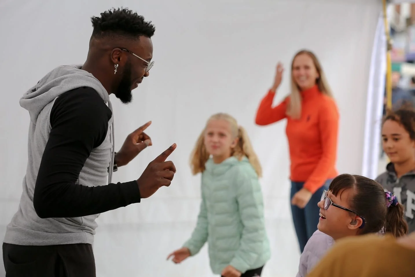CF x Sign For All: Generation Dance workshop | Choreographer/ Teacher 
(Photo credit by Ayze Patisserie)