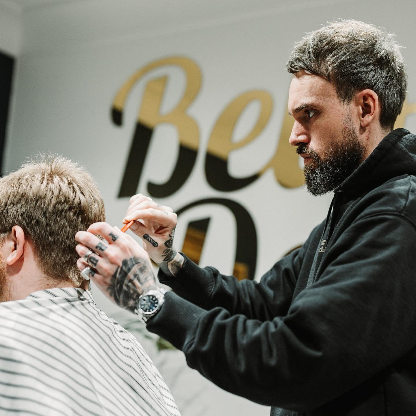 Not everything happens IN the studio&hellip; did you know that we also create photo and video content all over Scotland? 🏴󠁧󠁢󠁳󠁣󠁴󠁿 Shoutout to our stylish client Below Decks Co. ✂️⚓️ We Are 10. ✖️ #photography #barber #photographer #contentmarke