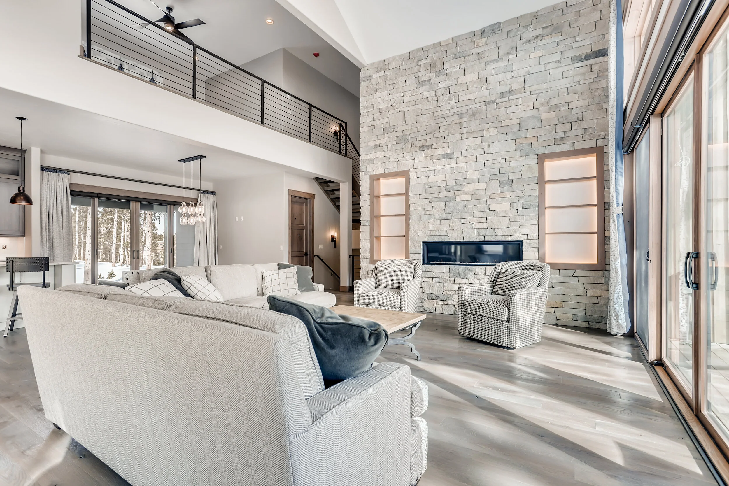 Mountain_Modern-Colorado_LGA_Studios_Great_Room copy.jpg