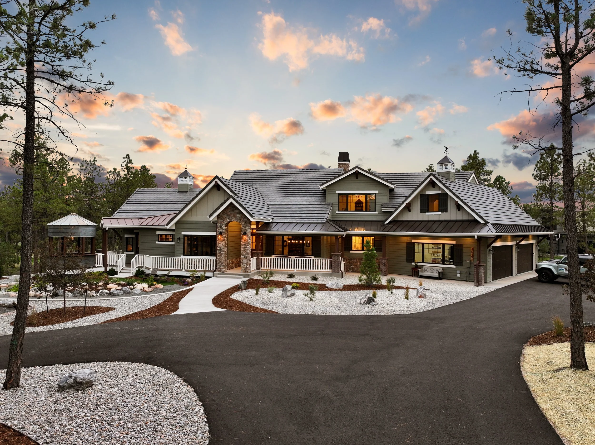 Colorado Springs Parade of Homes winning custom home designed by LGA Studios.
