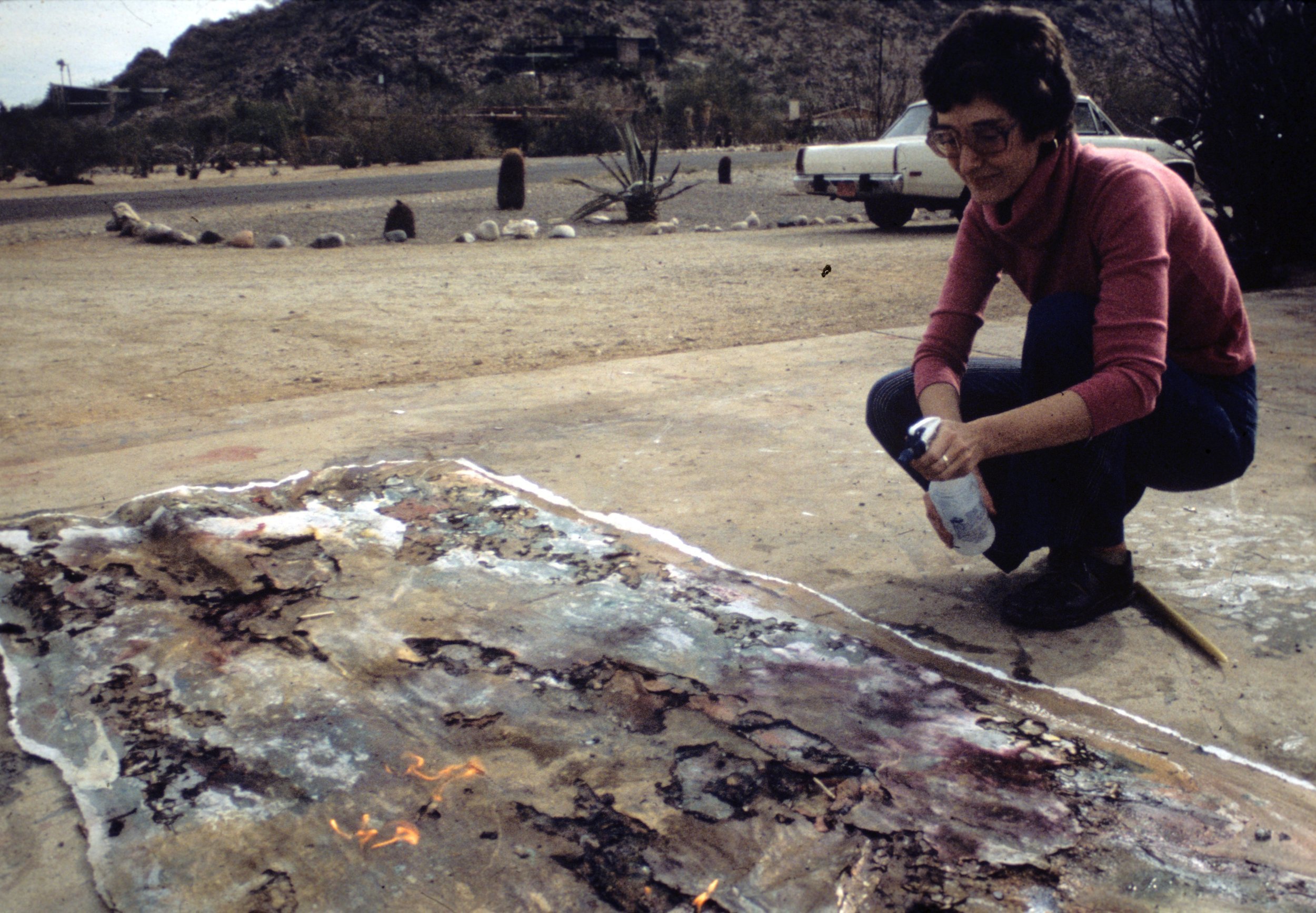 Beth Ames Swartz painting with fire, Arizona, 1977