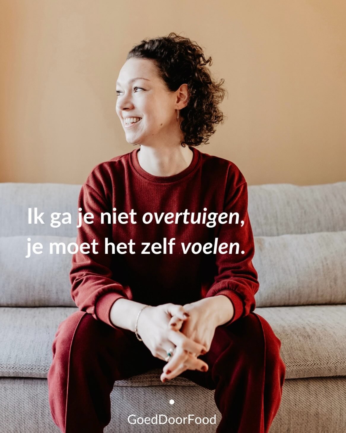Je mag voelen dat ze bestaat, die andere versie van jou.
&nbsp;
De versie die:
➾ verantwoordelijkheid neemt voor haar gezondheid en zichzelf op nummer &eacute;&eacute;n zet
➾ daardoor ook beter voor anderen kan zorgen
➾ nieuwe kennis en tools zich ei
