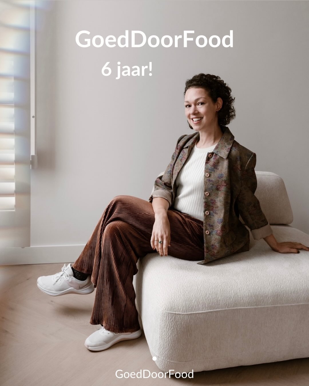 Deze maand bestaat mijn bedrijf 6 jaar!

In december 2019 startte ik mijn praktijk als voedingsdeskundige en een jaar later specialiseerde ik mij tot hormooncoach.  Zelf heb ik de invloed van voeding op mijn lichaam lange tijd onderschat, maar toen i