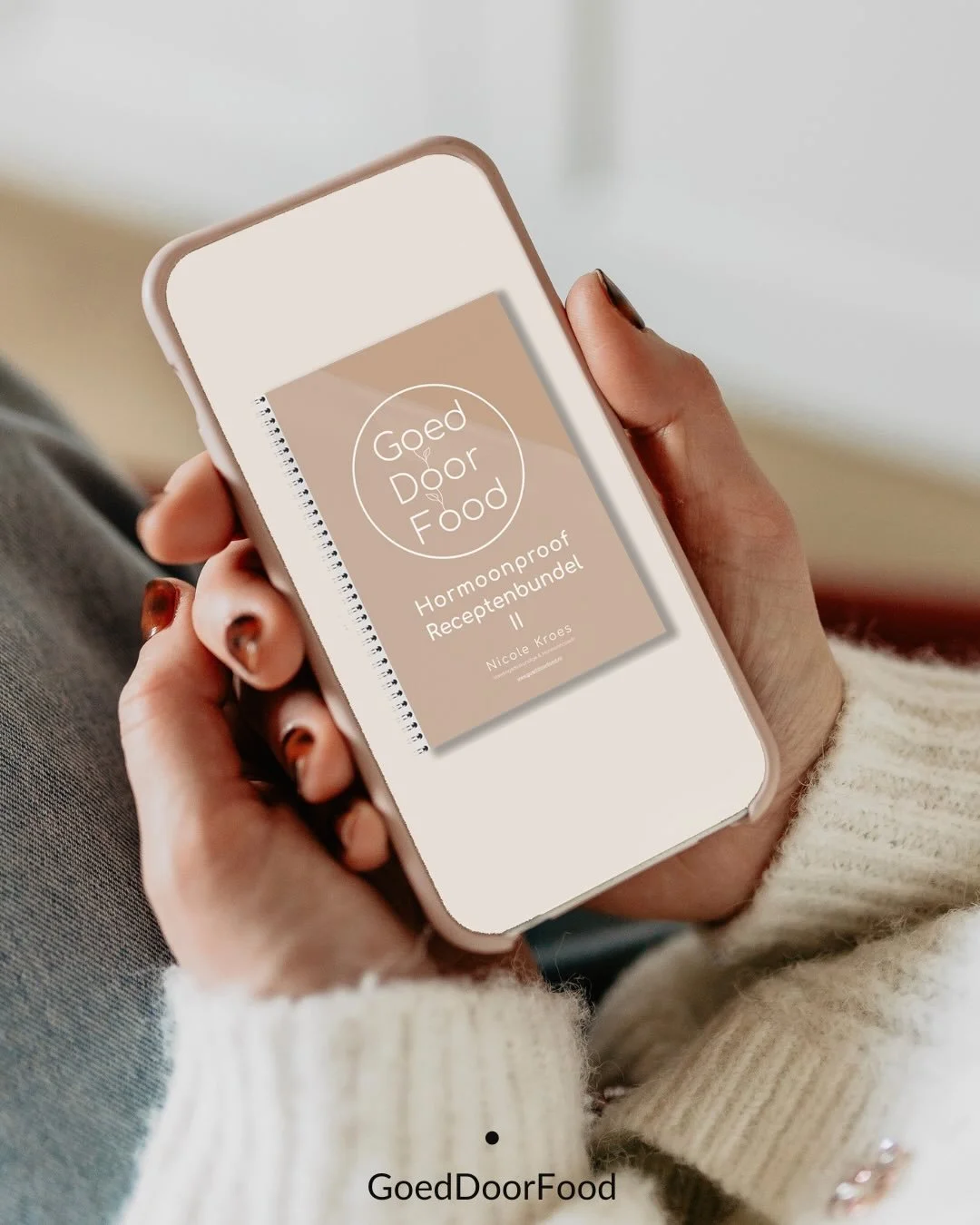 Wat ga je vanavond nu weer eens eten?

Je hebt weinig tijd, wilt wel graag gezond eten, maar bent even helemaal inspiratieloos. Daarnaast moet je eigenlijk ook nog iets bedenken voor de lunch morgen. Je weet nu al dat het een drukke werkdag wordt en 