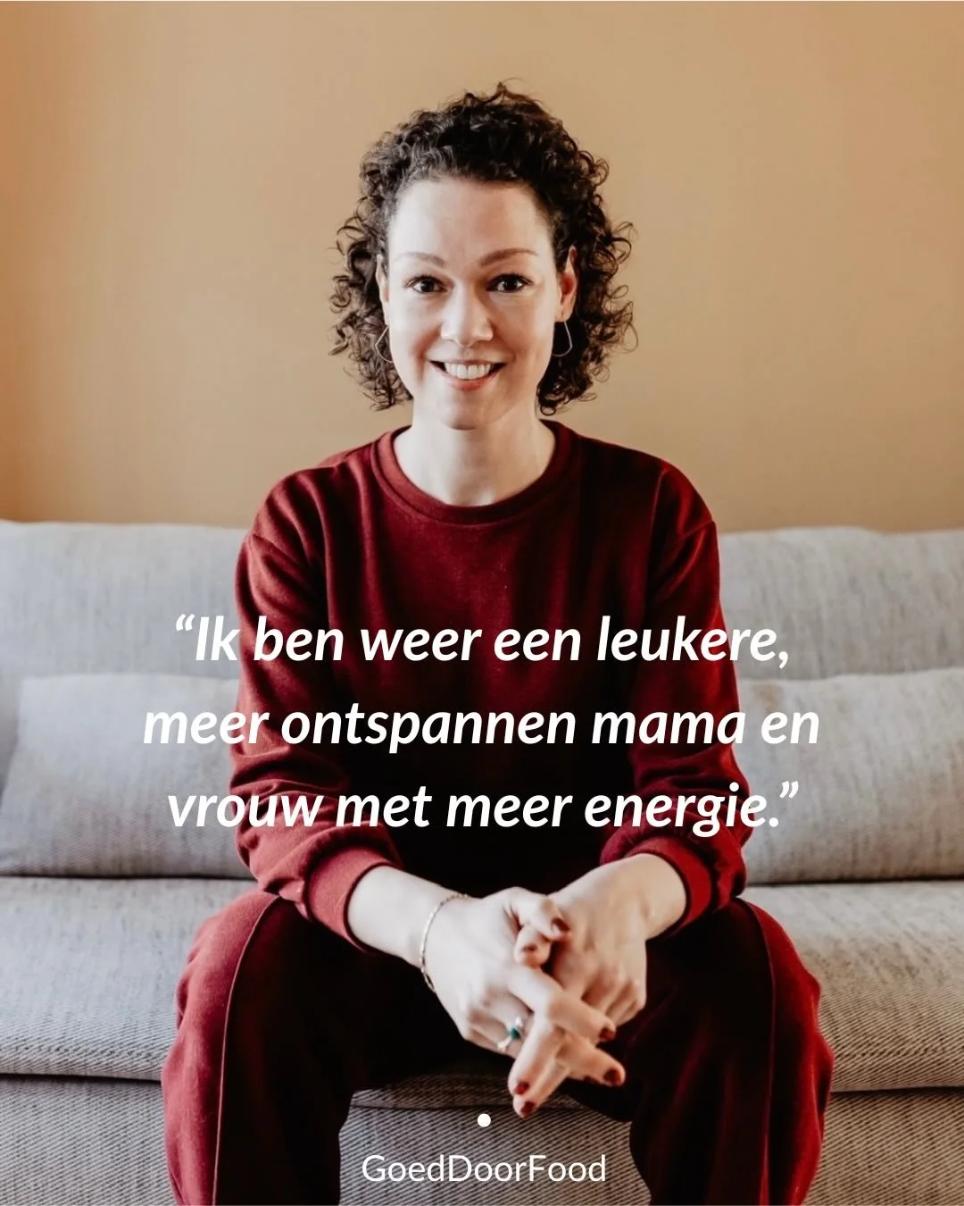 Aldus Iris, die ging van: 
👉🏼 Energiedips in de middag. 
👉🏼 Vaak dezelfde gerechten kiezen.
👉🏼 Zich helemaal niet fijn voelen in de herfstperiode van haar cyclus.
👉🏼 Heel prikkelbaar zijn en een kort lontje hebben, waar haar drie kinderen en 