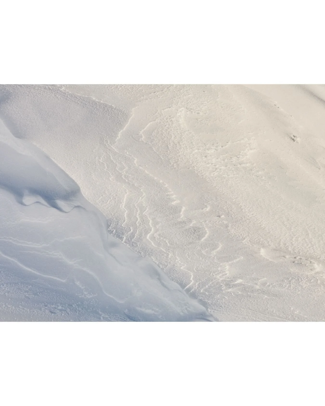 pattern

#wallis #riederalp #snow #mountains