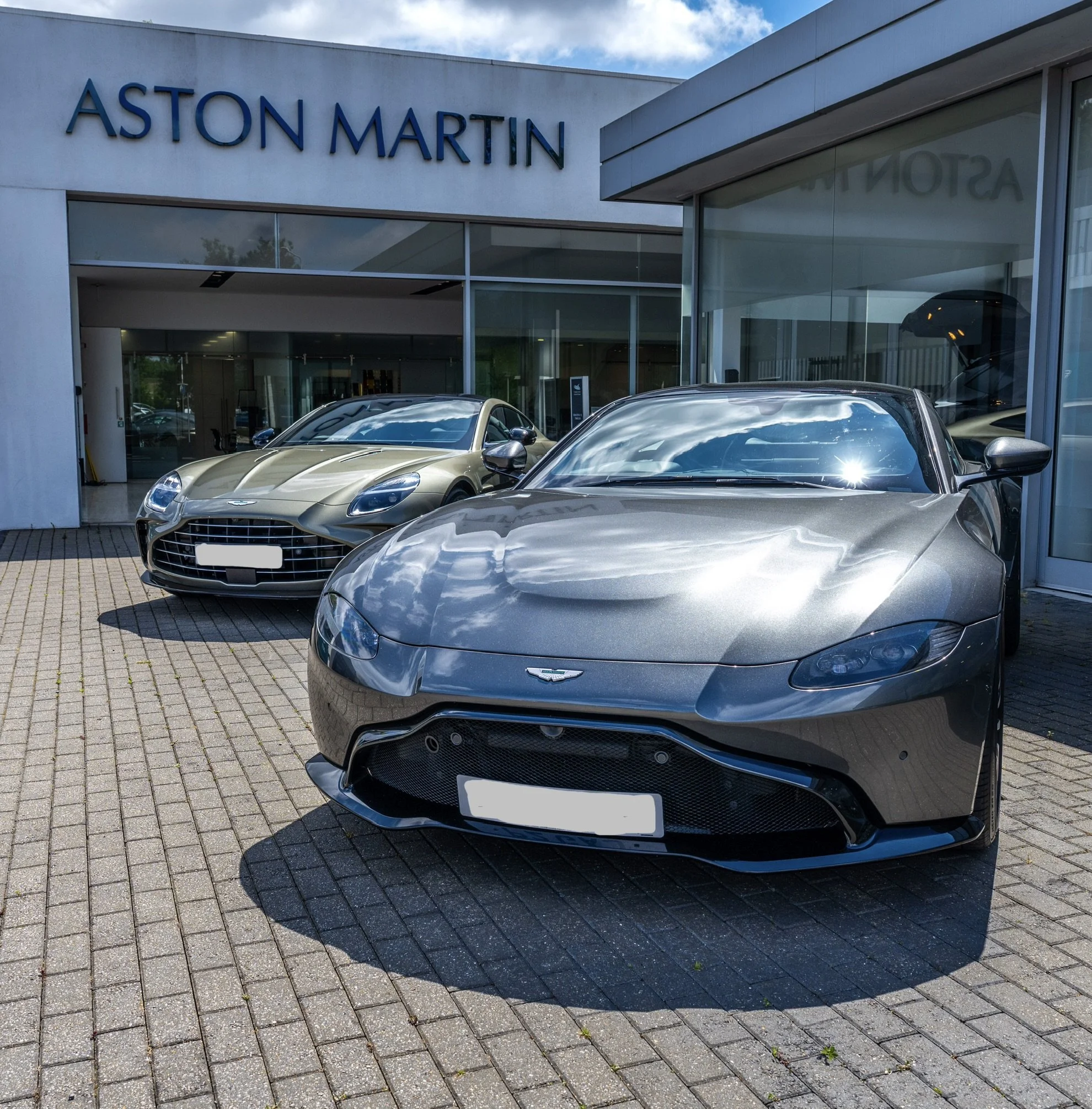 Should You Upgrade to the 2025 Aston Martin Vantage?