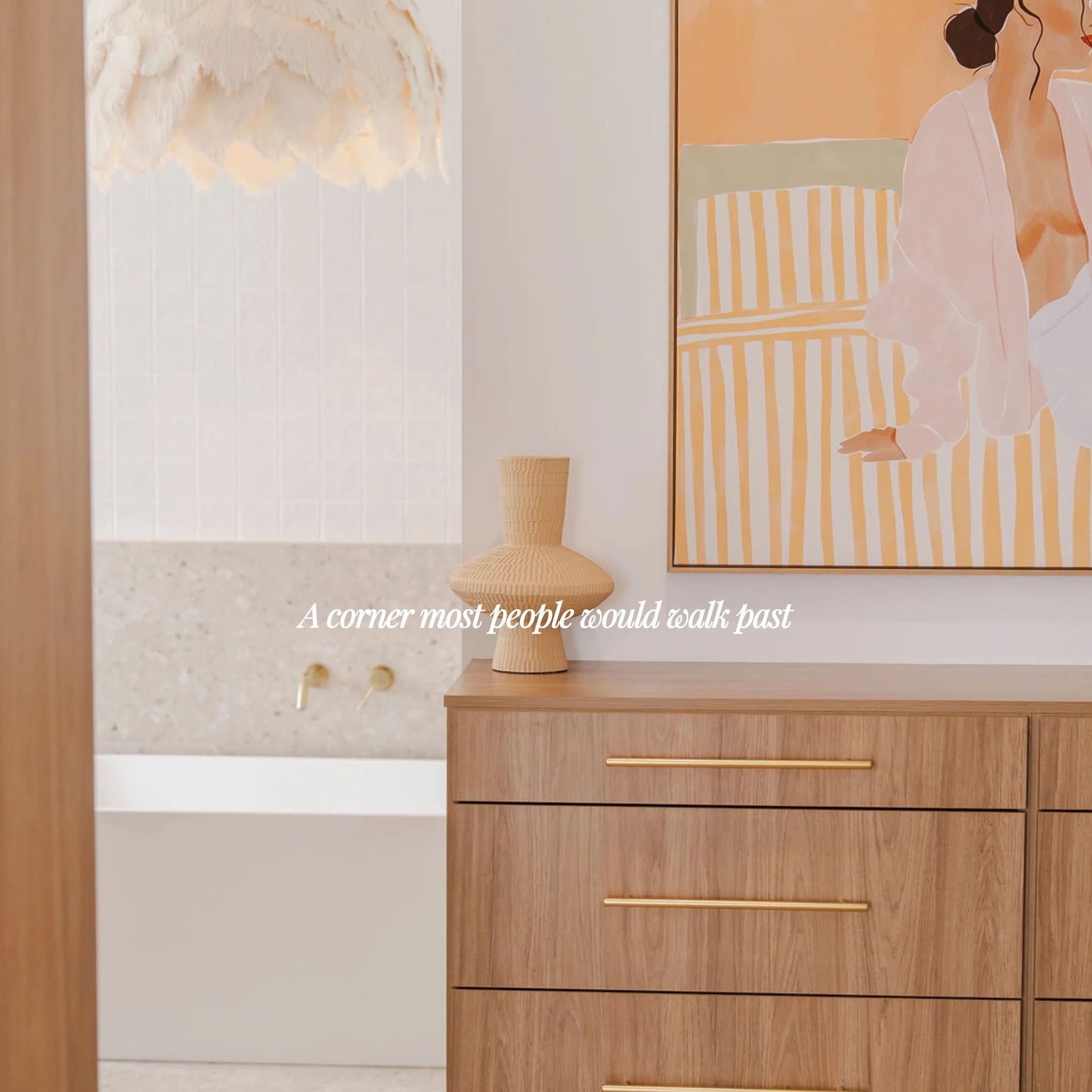 Warm wood, soft light, one good print &mdash; that&rsquo;s the whole formula. 🕊️

#SVDesigns #InteriorDesignTips #AskTheDesigner #DesignerPicks #InteriorStyling