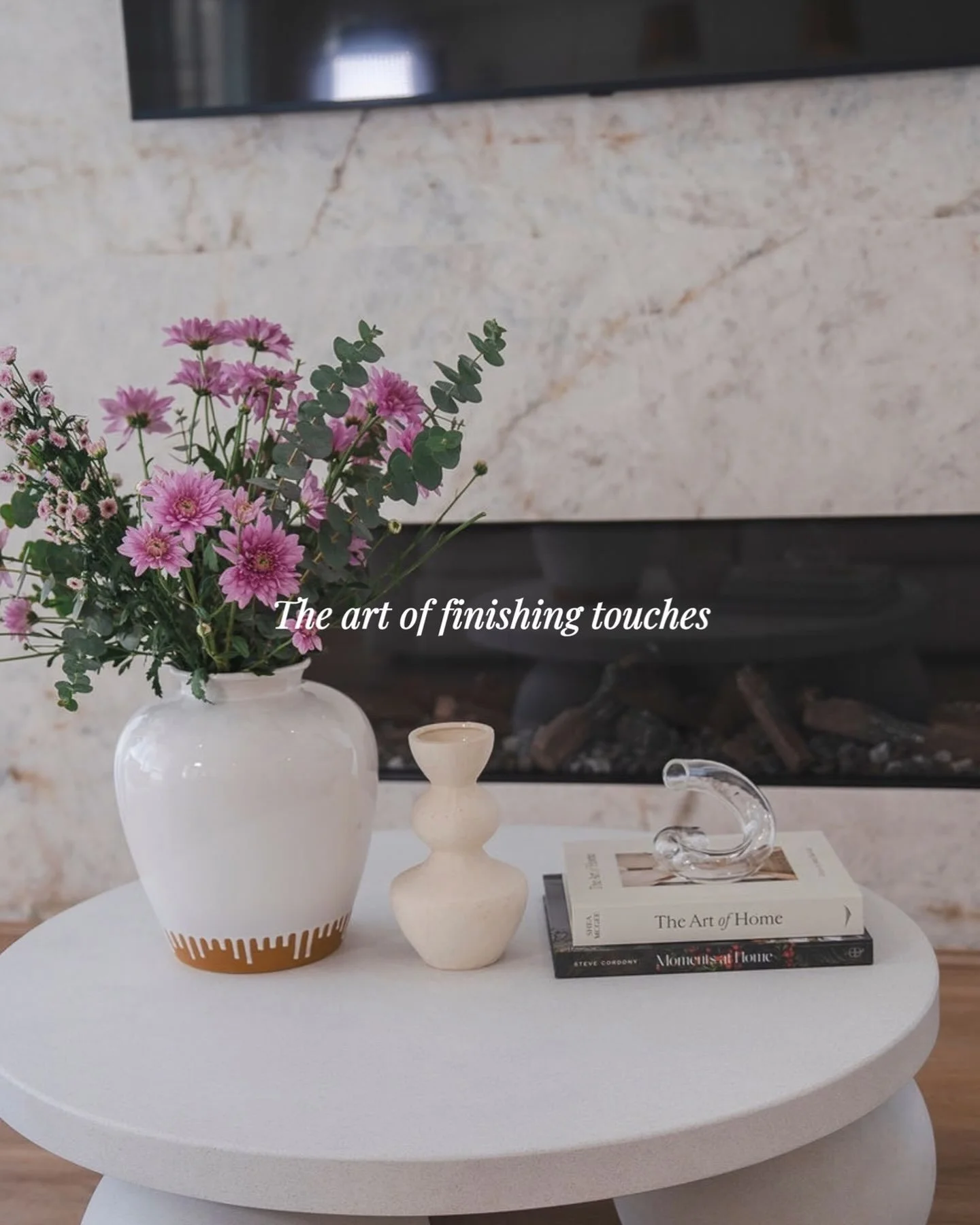 Sometimes one styled moment is all a room needs to feel finished. 💐

#SVDesigns #PerthInteriorStyling #InteriorStyling  #PerthHomeStyling #PerthInteriorDesigner