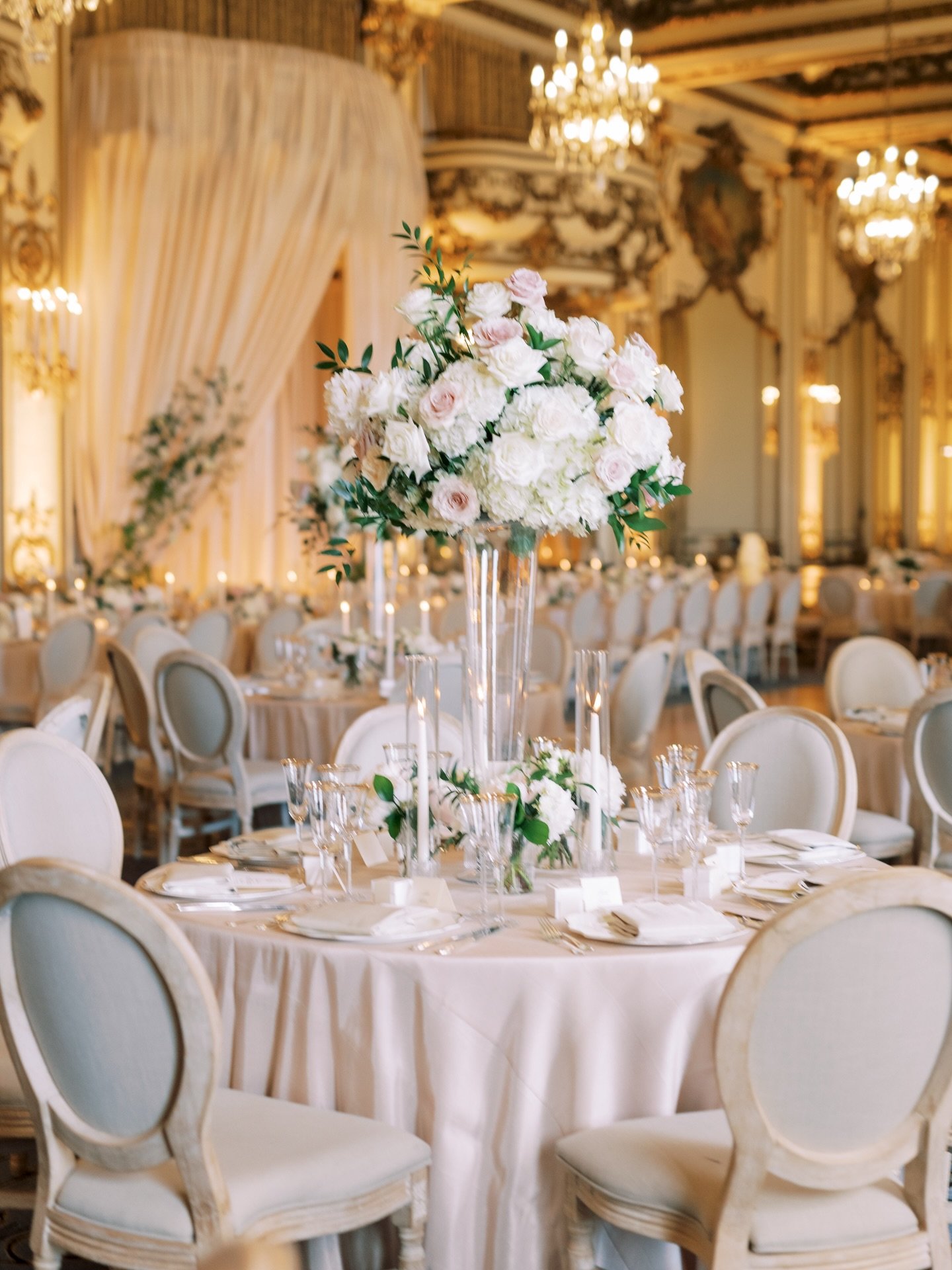 Elevated florals + thoughtful details 🤍