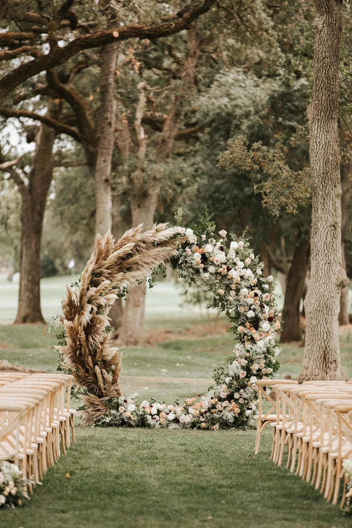 lcfloraldesign.com | LC Floral Design | Wedding Flower Designer Servicing San Francisco and the Bay Area in Northern California | Silverado Resort and Spa Weddings | Erica Houck Photography .jpg